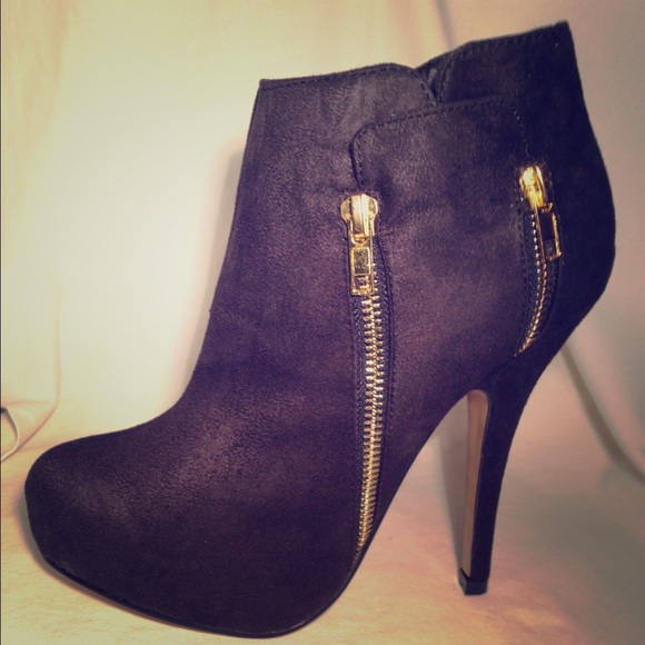 ⚡️High Heel Boots⚡️