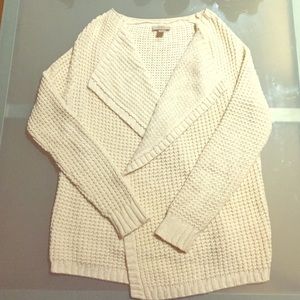 LOFT chunky vanilla sweater/metallic gold accent