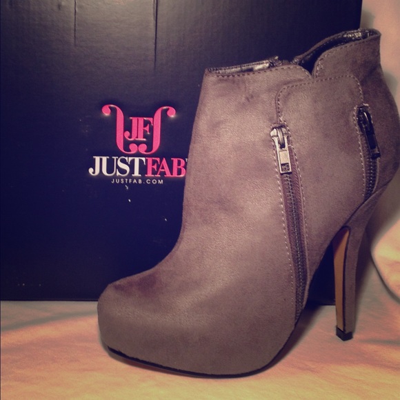 ⚡️High Heel Boots⚡️