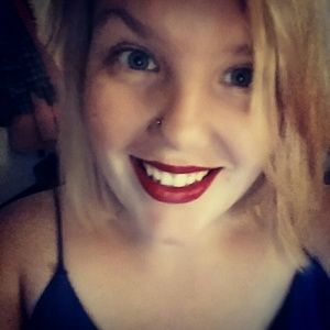 Meet your Posher, Vanessa