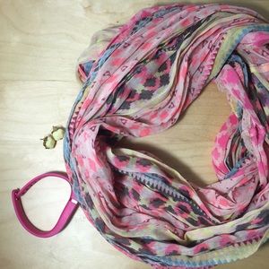 AEO Aztec Print Scarf 💕