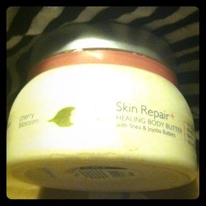 BBW cherry blossom skin repair healing body butter
