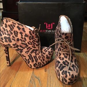 Justfab leopard botties