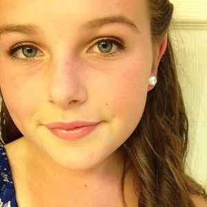 Meet your Posher, Georgia