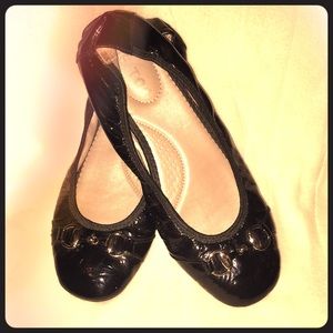 Black patent leather flats