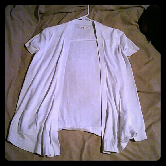 White cardigan - Picture 1 of 2