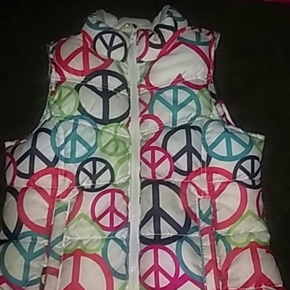 Young girls puffer vest