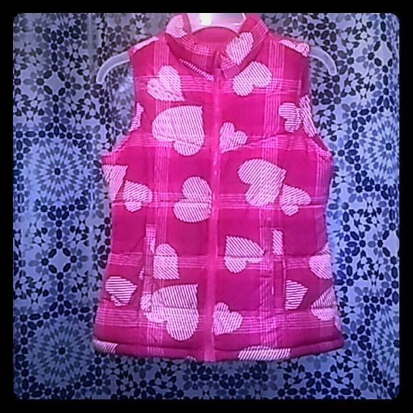 Young girls puffer vest
