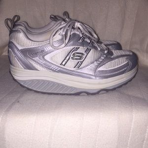 Skechers shape ups