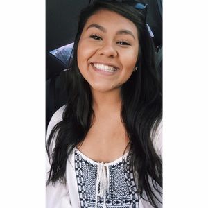 Meet your Posher, Daniela