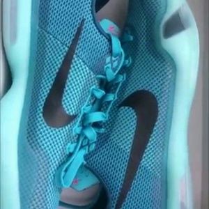 Kobe 10 Blue Lagoon