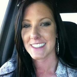 Meet your Posher, Courtney