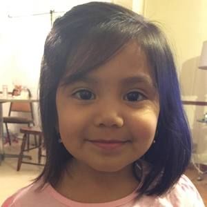 Meet your Posher, Roxana