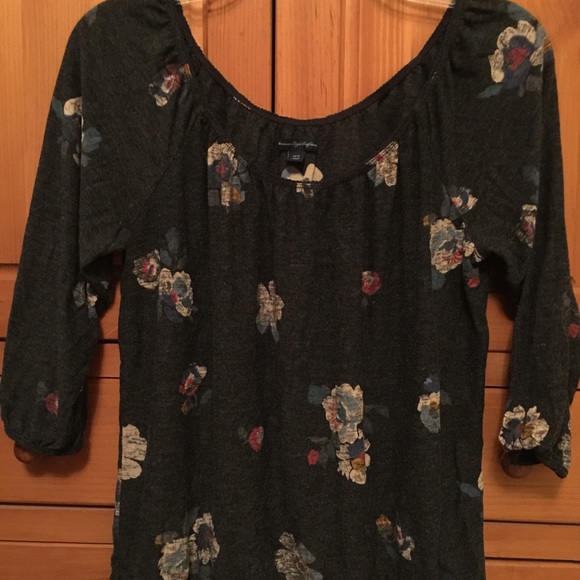 3/4 sleeve soft floral blouse