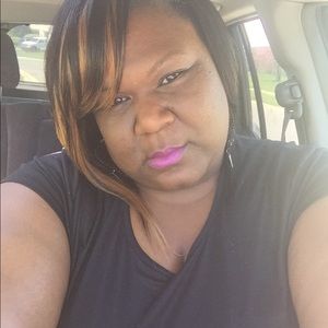 Meet your Posher, Aunye