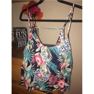 Foreign Exchange Aloha print crop top🌺