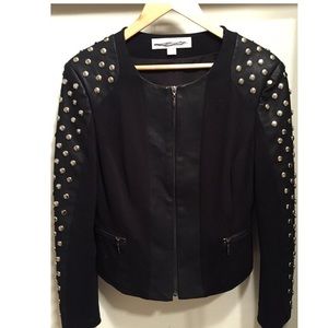 Studded sleeve jacket