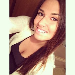 Meet your Posher, Dzenisa