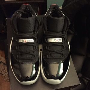 Jordan retro 11 low infrared
