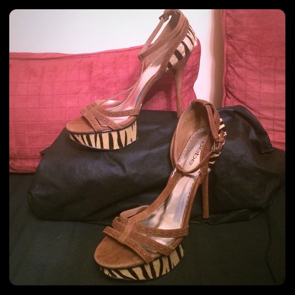 Bebe Platforms