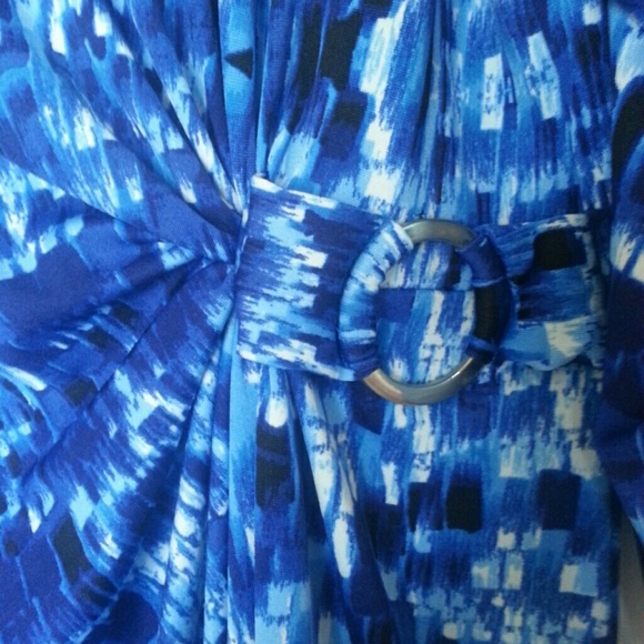 Top - Picture 2 of 2