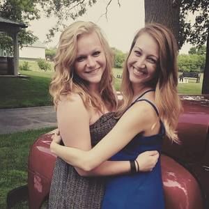 Meet your Posher, Marisa