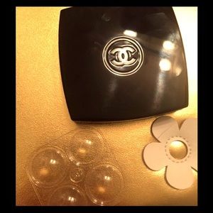 🎉❌SOLD❌🎉Chanel Quad Les 4 Obres in Tissé Riviera