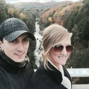 Meet your Posher, Annie