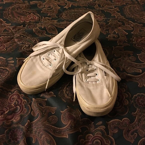 👟✨White VANS✨👟