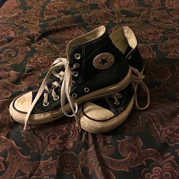 👟✨ Black high top Converse✨👟