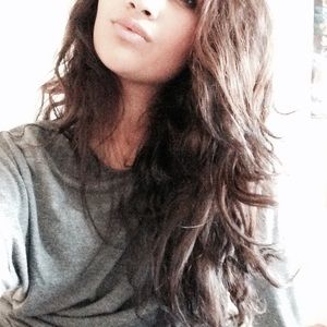Meet your Posher, Aisha