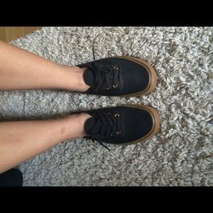 Black Vans gum bottoms