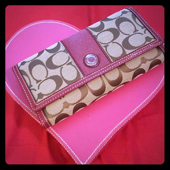Authentic Coach wallet