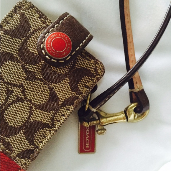 Coach iPod nano wristlet - Picture 3 of 3