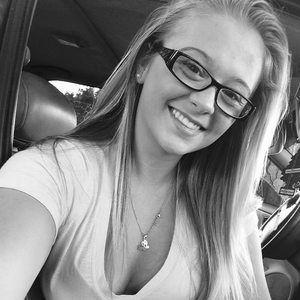 Meet your Posher, Riley