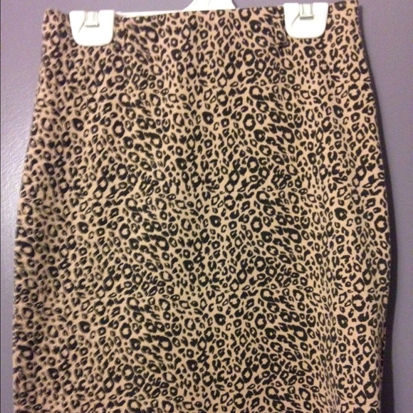 Cheetah pencil skirt