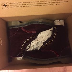 DR. MARTEN CHERRY BURGUNDY) VELVET 1446 BOOTS