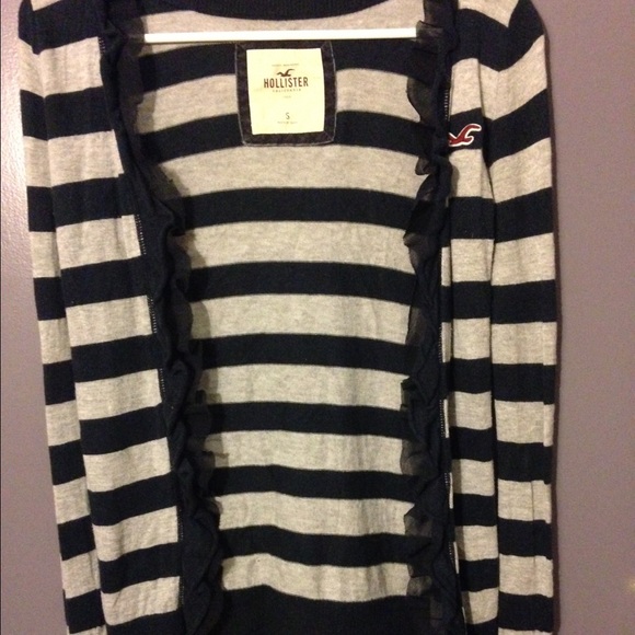 Hollister navy blue and gray cardigan