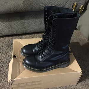 Dr martens blk 1914w size 7