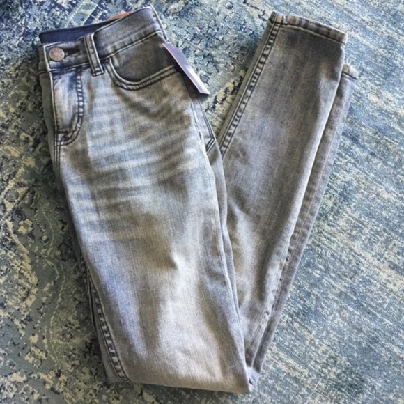 BDG mid rise skinny jeans