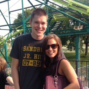 Meet your Posher, Danielle