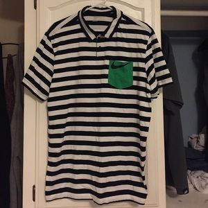 Nike collar tee