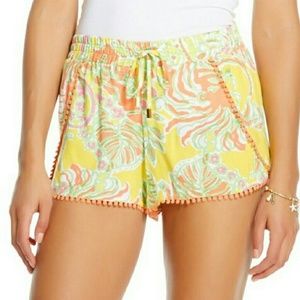 Lilly pulitzer happy place shorts