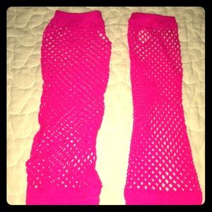 *RESERVED*HOT pink mesh/fishnet fingerless Gloves!