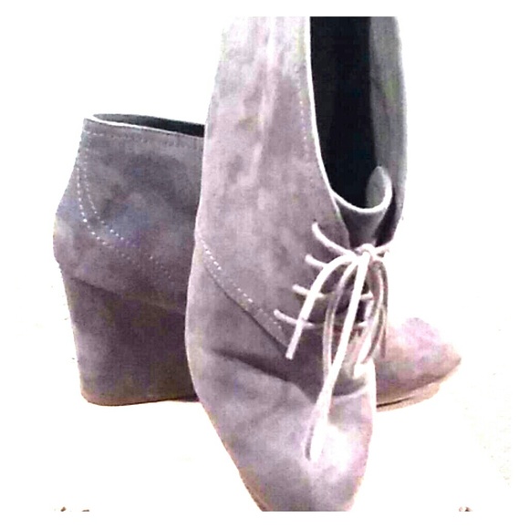 Arizona Jean Co. Wedge Booties