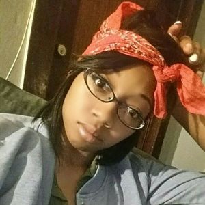 Meet your Posher, Essence