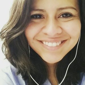 Meet your Posher, Claudia