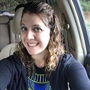 Meet your Posher, Liz