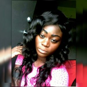 Meet your Posher, Malika