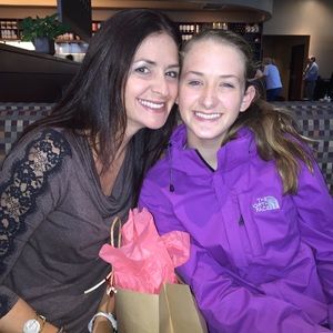 Meet your Posher, Jenn